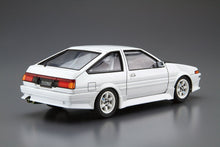 Load image into Gallery viewer, Aoshima 1/24 Toyota AE86 Trueno Car Boutique Club 1985 05863