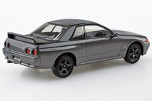 Load image into Gallery viewer, Aoshima Snap Kit #14-A 1/32 Nissan Skyline GT-R R32 Gun Gray Metallic 14-A 06353