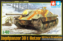 Load image into Gallery viewer, Tamiya 1/48 German Jagdpanzer 38(t) Hetzer Mid-Production 32511