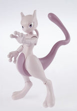 Load image into Gallery viewer, Bandai Pokemon Model Kit Mewtwo 5058111'
