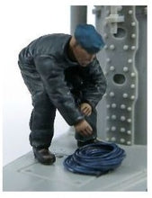 Load image into Gallery viewer, Das Werk 1/72 German WWI U-Boat Deck Crew (3) DWF012