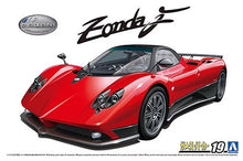 Load image into Gallery viewer, Aoshima 1/24 Pagani Zonda F 2005 20286
