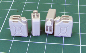 Eureka XXL 1/35 US Modern Fuel Canisters E-045