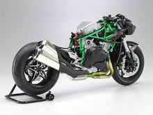 Load image into Gallery viewer, Tamiya 1/12 Kawasaki Ninja H2 Carbon 14136
