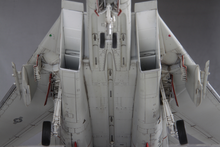 Load image into Gallery viewer, FineMolds 1/72 US Navy F-14A Tomcat FP30