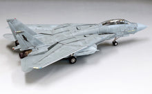 Load image into Gallery viewer, FineMolds 1/72 US Navy F-14A Tomcat Topgun FP36