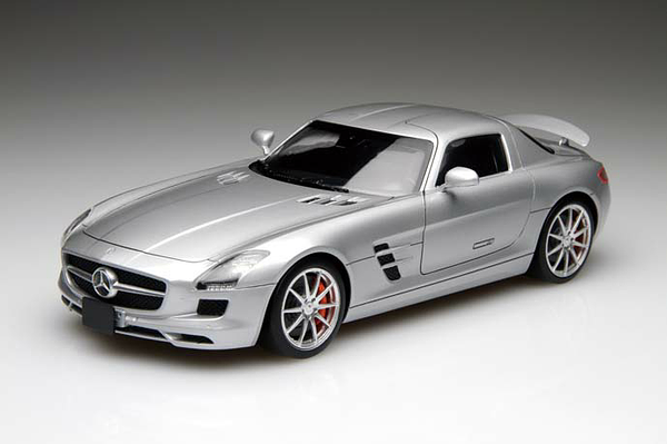 Fujimi 1/24 Mercedes-Benz SLS-AMG 123929 – Burbank's House of Hobbies