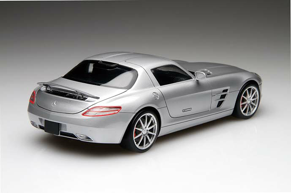 Fujimi 1/24 Mercedes-Benz SLS-AMG 123929 – Burbank's House of Hobbies