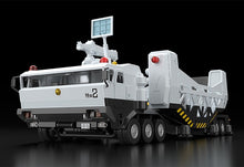 Load image into Gallery viewer, Moderoid Good Smile Company 1/60 Patlabor Type 99 Special Labor Carrier 161344