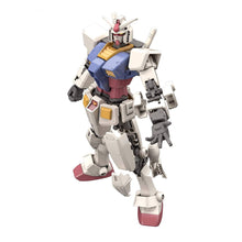 Load image into Gallery viewer, Bandai 1/144 HG RX-78-2 Gundam (Beyond Global) 40th Anniversary 5058205