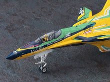 Load image into Gallery viewer, Hasegawa 1/72 Macross Delta Vf-31F Siegried Kaname Buccaneer 65850