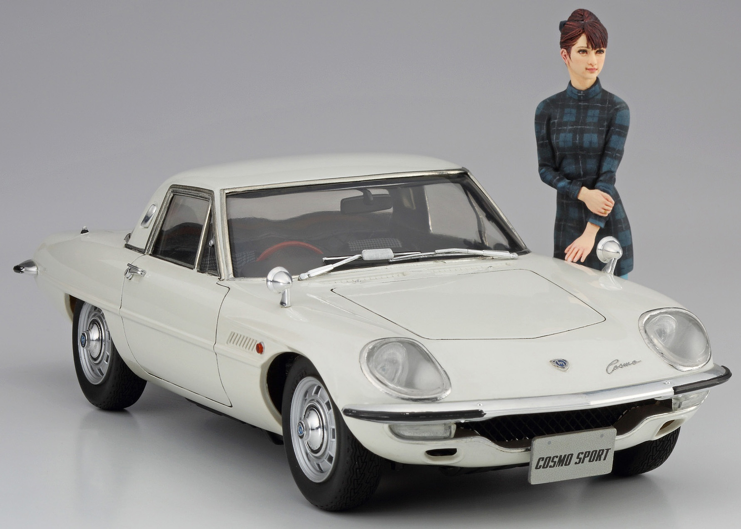 Hasegawa 1/24 Mazda Cosmo Sport L108 w/ 60's Girl Figure 52168 – Burbank's  House of Hobbies