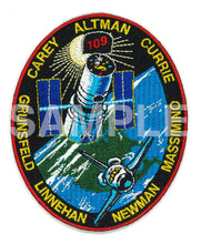 Load image into Gallery viewer, Hasegawa 1/200 Hubble Space Telescope 20th Anniversary of Renovation 52326