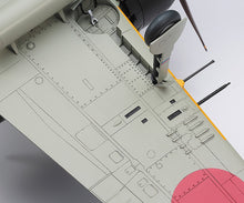 Load image into Gallery viewer, Hasegawa 1/32 Japanese A6M5c Zero Fighter Type 52 (Hei) 08884