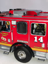 Load image into Gallery viewer, SSB Resins 1/24 2006-2018 KME Predator LACF Pumper Resin Model Kit KIT01R