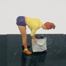 Load image into Gallery viewer, Preiser 1/87 HO Where's the Ticket? 28040'