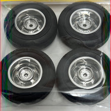 Load image into Gallery viewer, Pegasus 1/24 Rim &amp; Tire Set  309 15" Annson's Chrome (4)