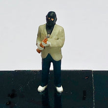 Load image into Gallery viewer, Preiser 1/87 HO Criminal Bank Robber Figure 29046
