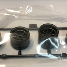 Load image into Gallery viewer, Fujimi 1/24 Wheel Series No.15 RS Watanabe &amp; Racing Slick 15"  Unplated 193564'