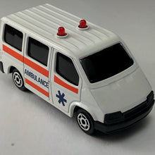 Load image into Gallery viewer, Majorette 1/64 Ford Transit Sonic Flasher Ambulance France ANNA367