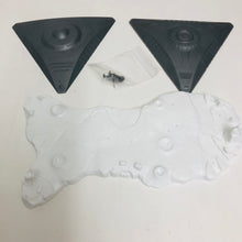 Load image into Gallery viewer, Atlantis TR3E Triangular UFO with Base 1011