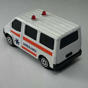 Majorette 1/64 Ford Transit Sonic Flasher Ambulance France ANNA367