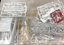 Load image into Gallery viewer, Aoshima 1/24 Toyota Crown Athlete (GRS204) ROJAM 04940