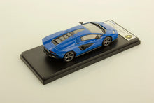 Load image into Gallery viewer, LookSmart 1/43 Lamborghini Countach LPI 800-4 Blu Metallic LS529H SALE