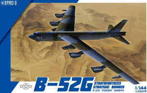 Great Wall Hobby 1/144 US B-52G Stratofortress Strategic Bomber L1009