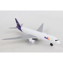 Load image into Gallery viewer, Daron Fedex Boeing 737 RT1044