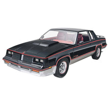 Load image into Gallery viewer, Revell 1/25 Oldsmobile Cutlass Hurst 1983 85-4317