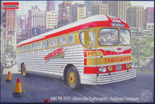 Load image into Gallery viewer, Roden 1/35 GMC PD-3751 Silverside Trailwagon 1947 Trailways Company 819