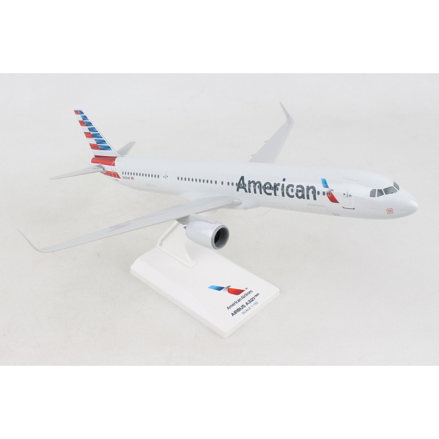 Skymarks 1/150 American A321NEO Plastic Replica SKR1022