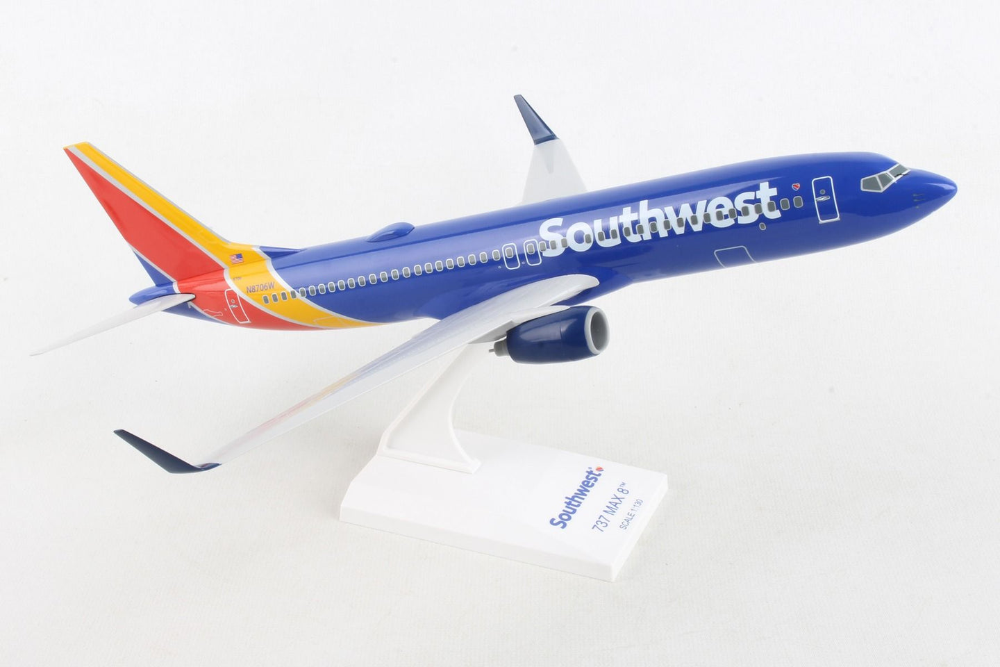 Skymarks 1/200 Lite Southwest Boeing 737-800 SKR4002