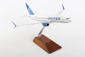 Skymarks 1/130 United Boeing 737-800 SKR5166
