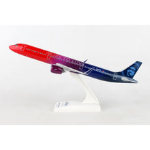 Load image into Gallery viewer, Skymarks 1/150 Alaska Air More to Love Airbus A321neo Plastic Replica SKR977