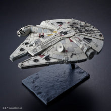 Load image into Gallery viewer, Bandai Star Wars 1/144 Millennium Falcon &quot;Rise Of Skywalker&quot; 5058195