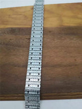 Load image into Gallery viewer, San Xin Model 1/35 German King Tiger Metal Track Links with Brass Pins SX35001