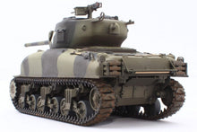 Load image into Gallery viewer, Asuka (Tasca) 1/35 US M4A1 76mm Sherman 35-047