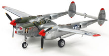 Load image into Gallery viewer, Tamiya 1/48 US P-38J Lightning 61123